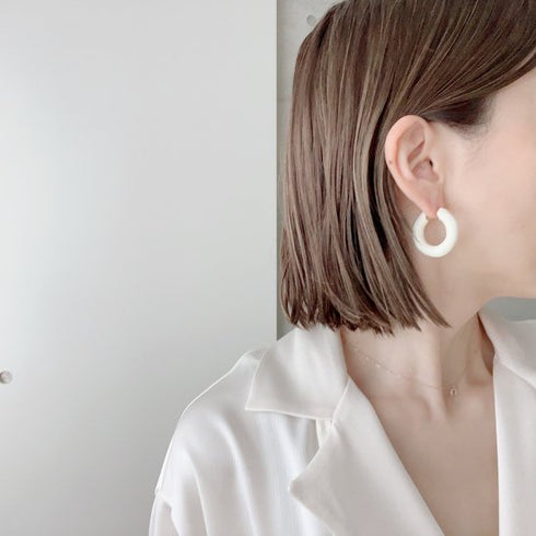 Big hoop pierce